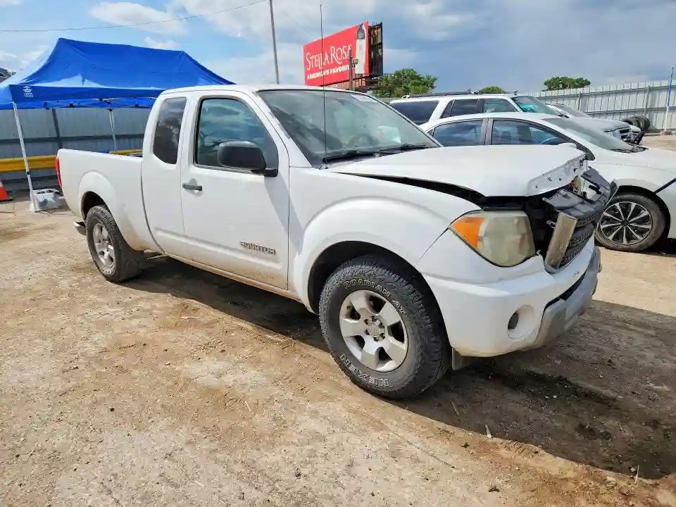 5Z62D0CT2AC429354 2010 SUZUKI EQUATOR BA-3