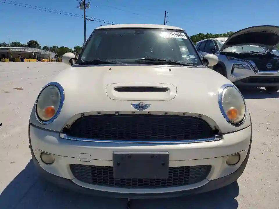 WMWMF7C52ATZ71627 2010 MINI COOPER-4