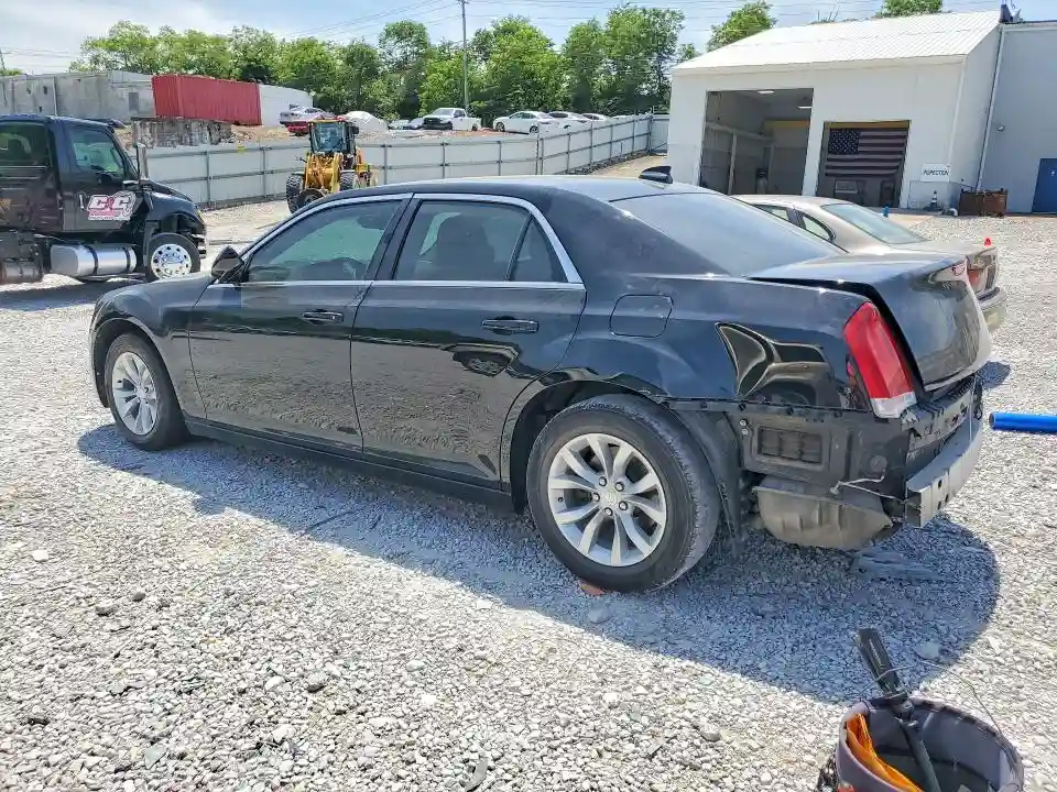 2C3CCAAG7JH340446 2018 CHRYSLER 300-1
