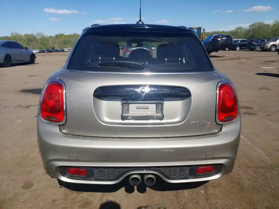WMWXU3C39H2F49111 2017 MINI COOPER-5
