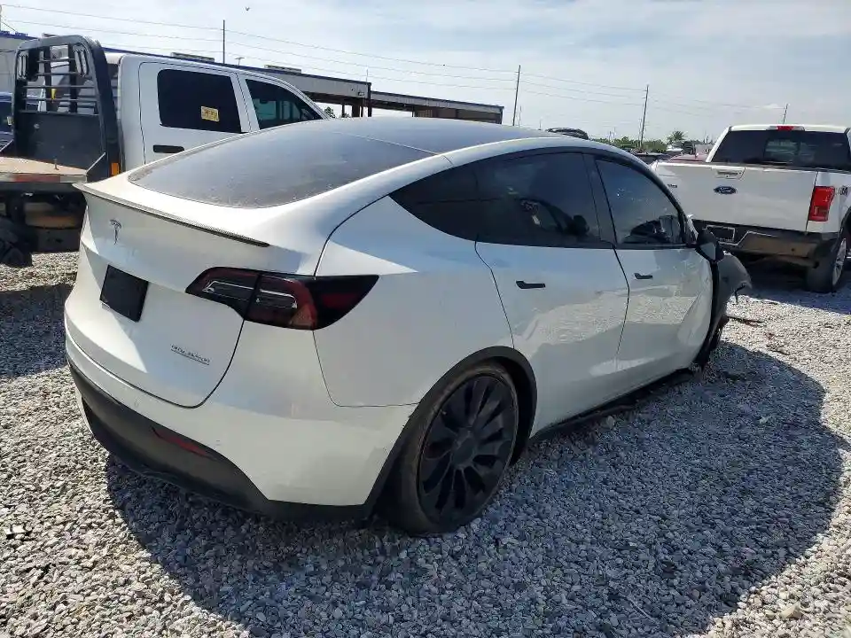 7SAYGDEF1NF448147 2022 TESLA MODEL Y-2