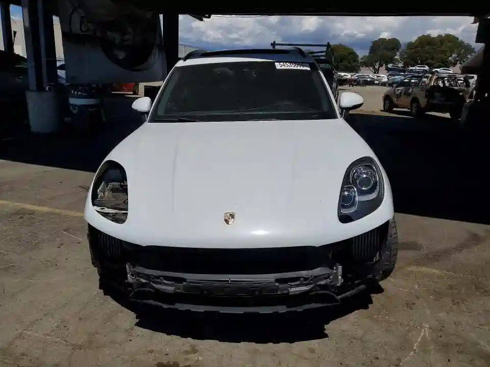 WP1AF2A58JLB70257 2018 PORSCHE MACAN-4