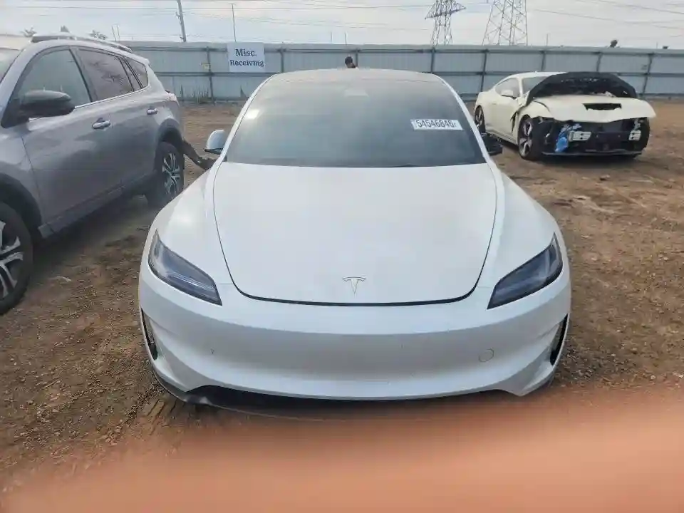5YJ3E1ET4SF036480 2025 TESLA MODEL 3-4