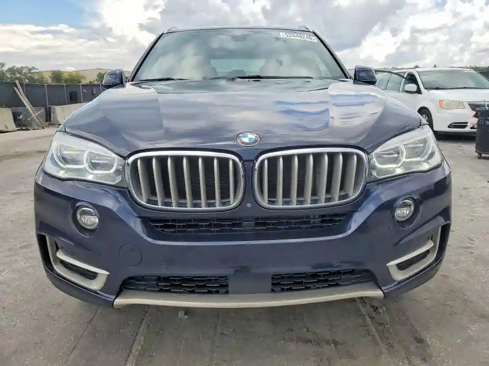 5UXKS4C52J0Y19643 2018 BMW X5-4