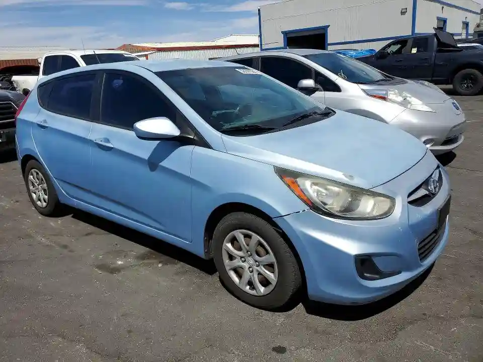 KMHCT5AE1CU003929 2012 HYUNDAI ACCENT-3