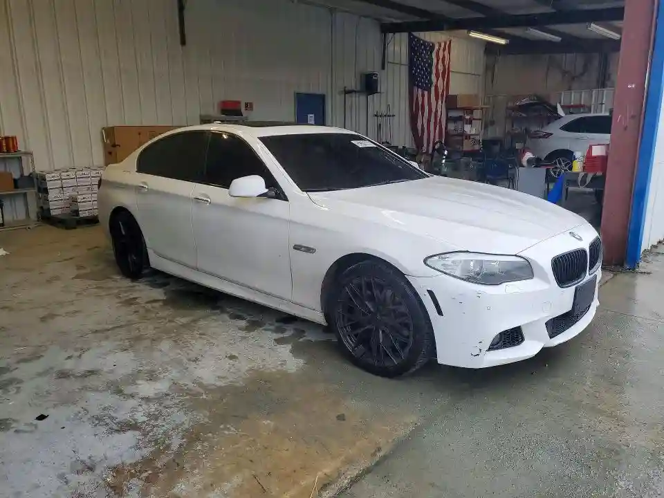 WBAFU9C52DDY71519 2013 BMW 5 SERIES-3