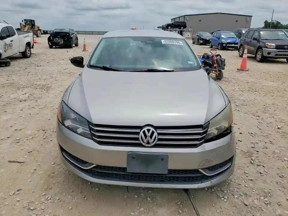1VWAH7A39CC066142 2012 VOLKSWAGEN PASSAT-4