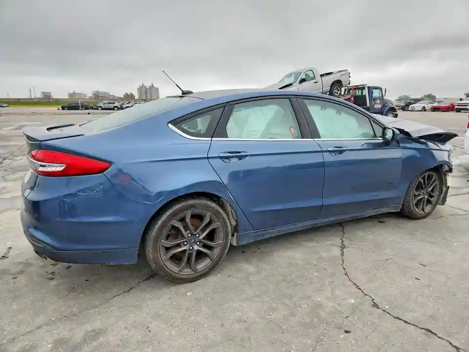 3FA6P0G74JR200749 2018 FORD FUSION-2