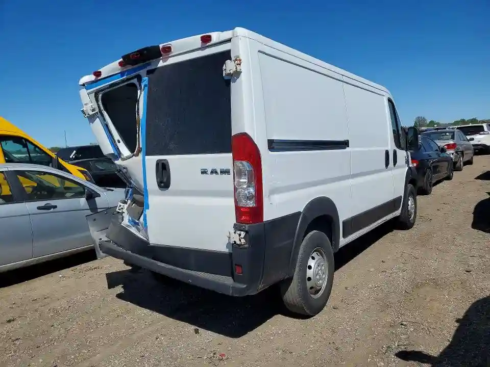 3C6TRVAG1KE501878 2019 RAM PROMASTER-2
