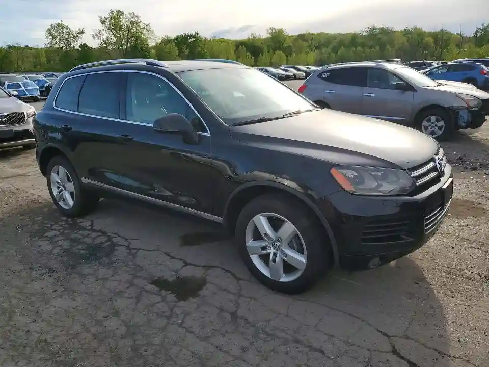 WVGEF9BP5DD007314 2013 VOLKSWAGEN TOUAREG-3
