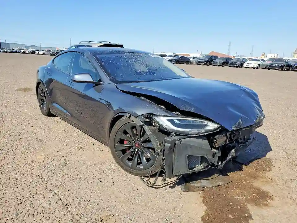 5YJSA1E26JF247483 2018 TESLA MODEL S-3