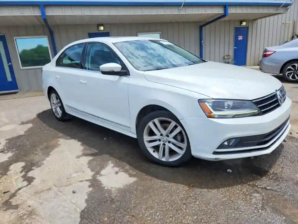3VWL17AJ3HM282182 2017 VOLKSWAGEN JETTA-3