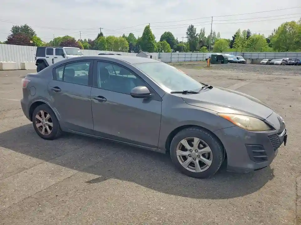 JM1BL1SGXA1145719 2010 MAZDA 3-3