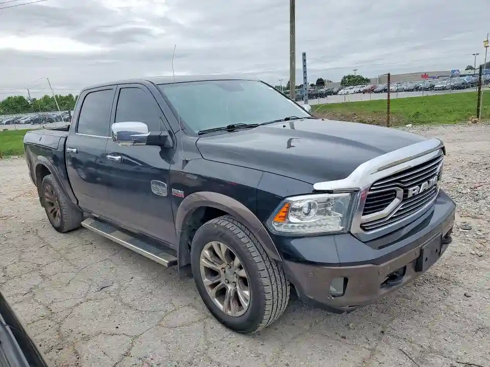 1C6RR7PT0JS163444 2018 RAM 1500-3
