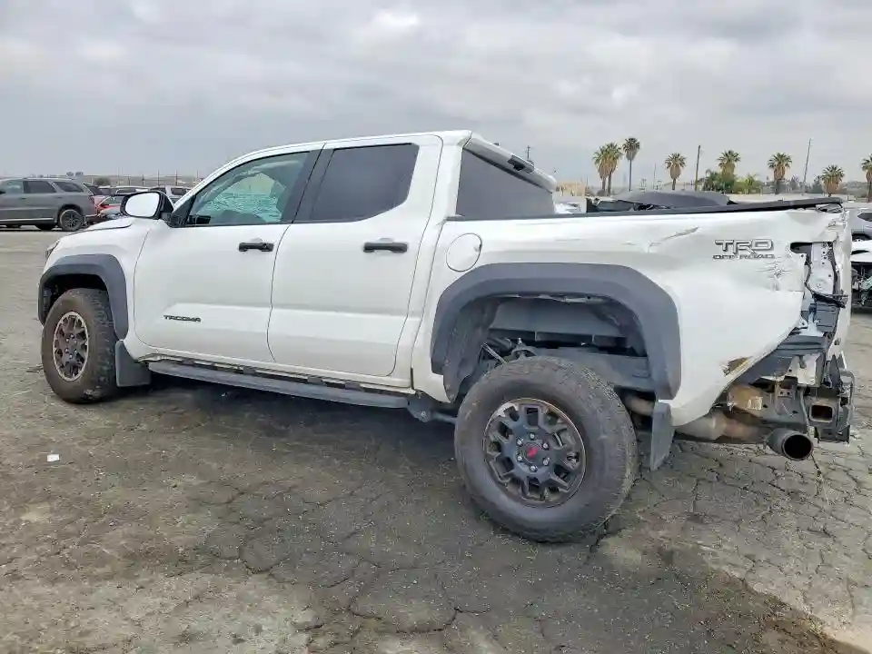 3TMLB5JN3SM154961 2025 TOYOTA TACOMA-1
