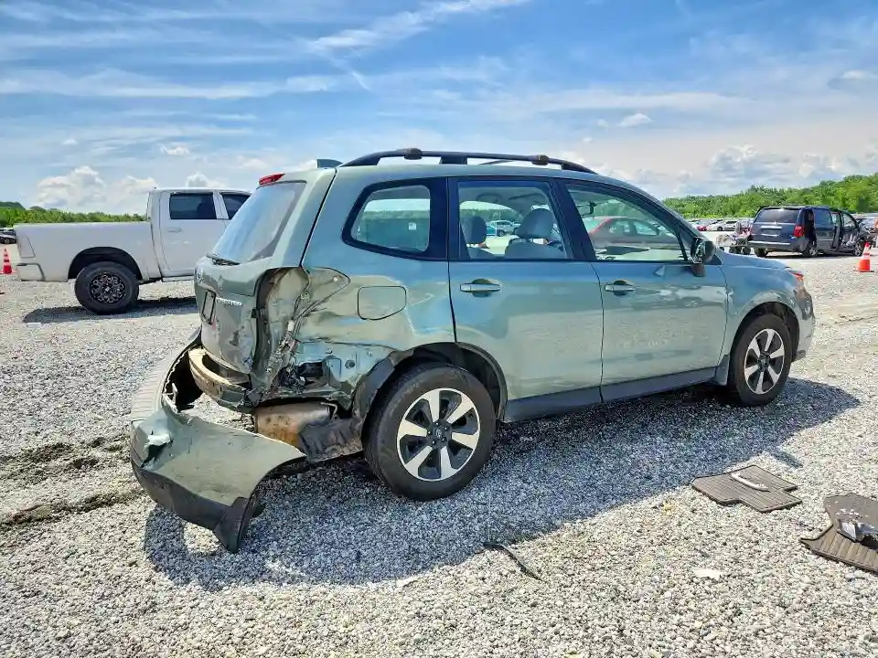 JF2SJABC5JH421879 2018 SUBARU FORESTER-2