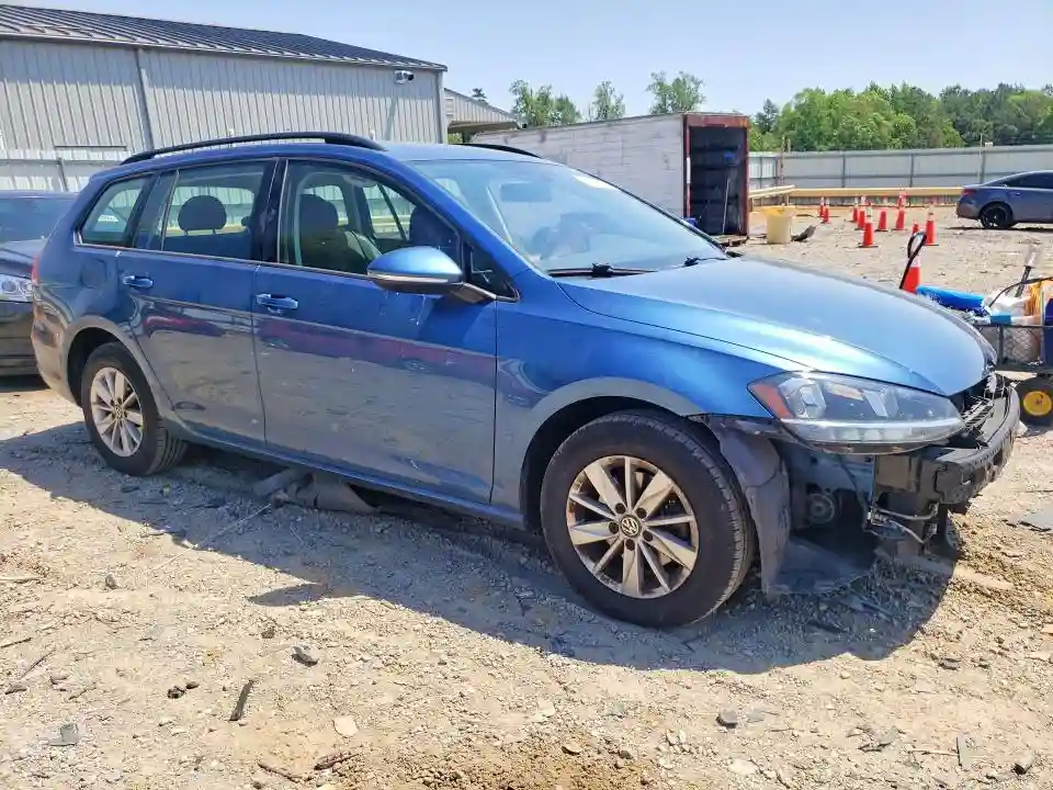 3VWY57AU9KM512464 2019 VOLKSWAGEN GOLF-3