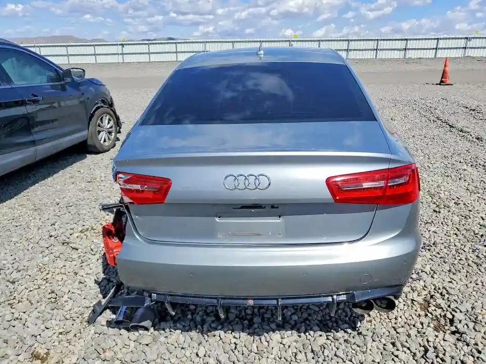 WAUGGAFC2CN067642 2012 AUDI A6-5
