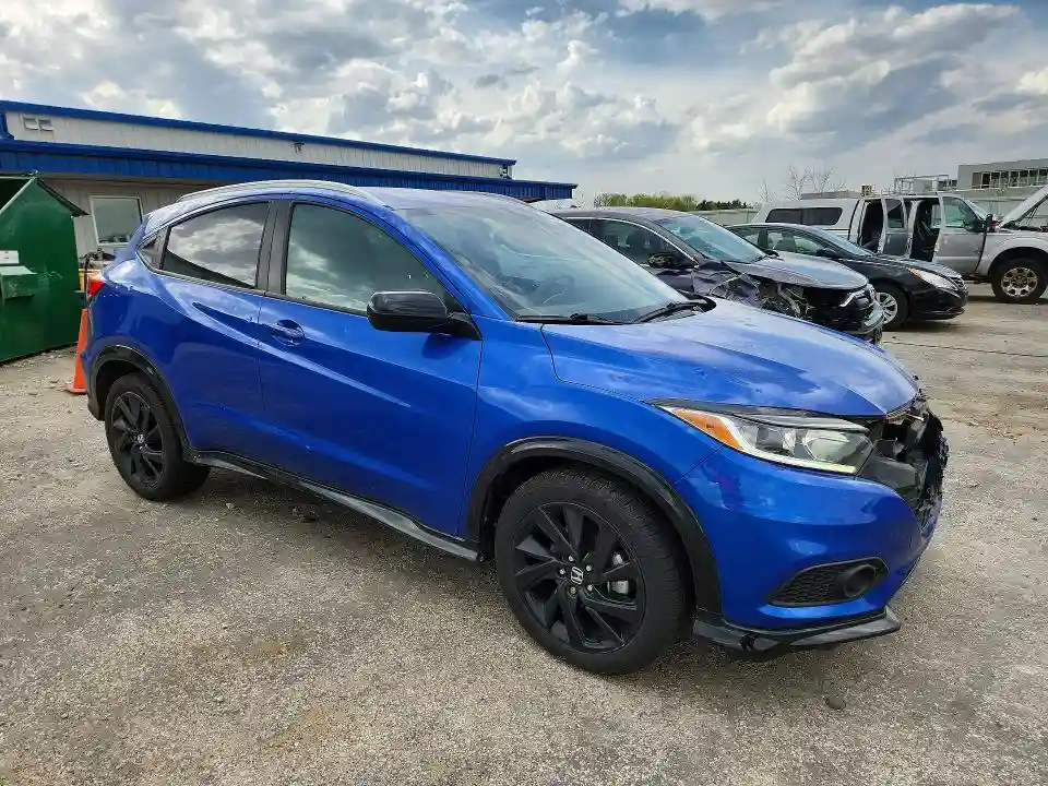 3CZRU6H17NM743197 2022 HONDA HR-V-3