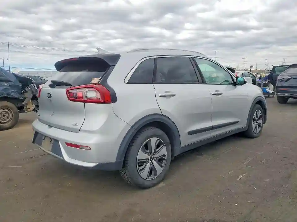 KNDCB3LC0H5044920 2017 KIA NIRO-2