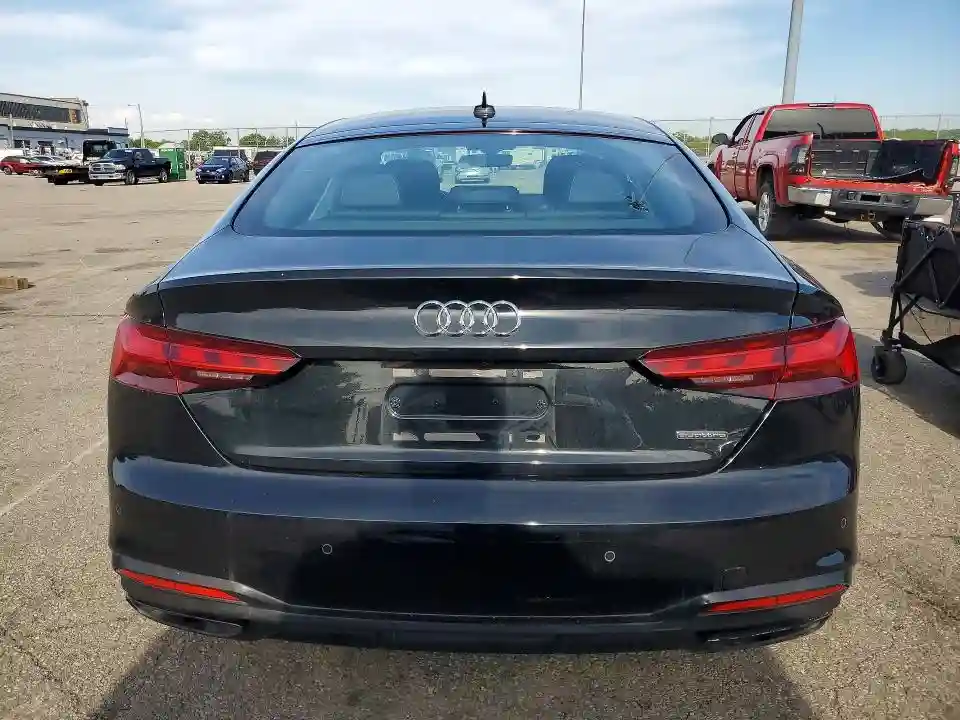 WAUCBCF51NA028285 2022 AUDI A5-5