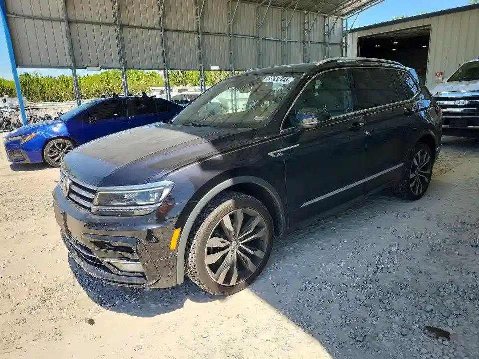 3VV4B7AXXLM072813 2020 VOLKSWAGEN TIGUAN-0