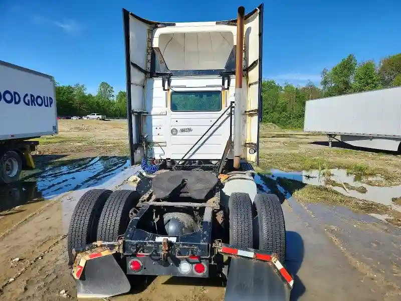 4V4N39TG0HN977426 2017 VOLVO VN-5