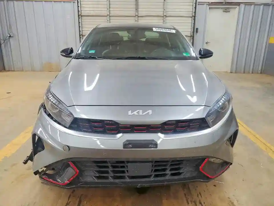 3KPF54AD1NE508612 2022 KIA FORTE-4