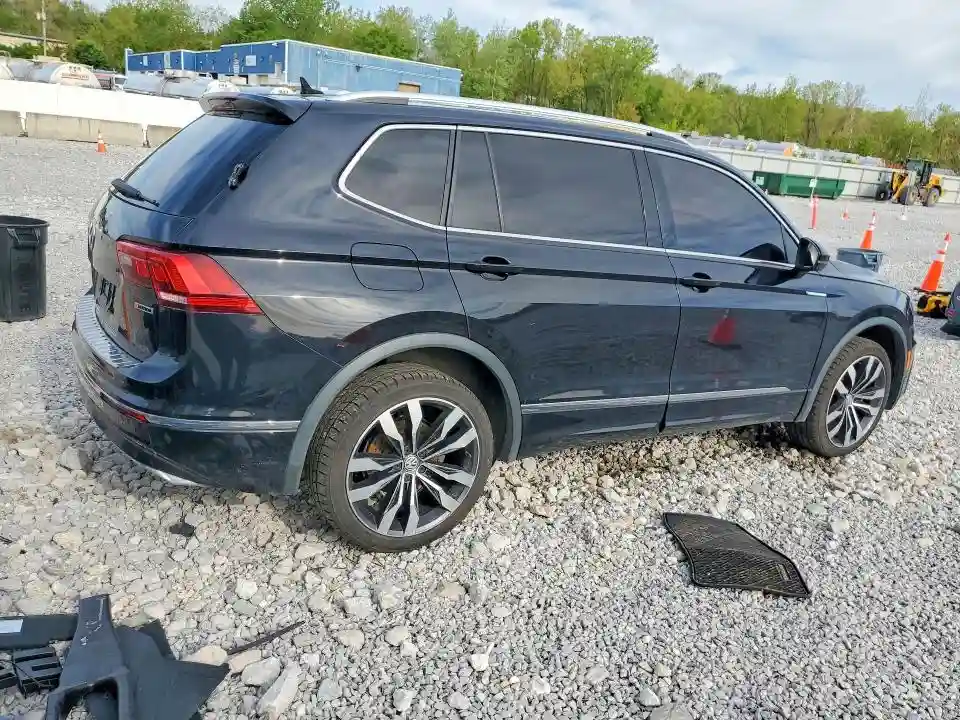 3VV4B7AX0LM098577 2020 VOLKSWAGEN TIGUAN-2
