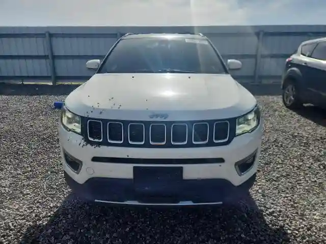 3C4NJDCB1JT349079 2018 JEEP COMPASS-4