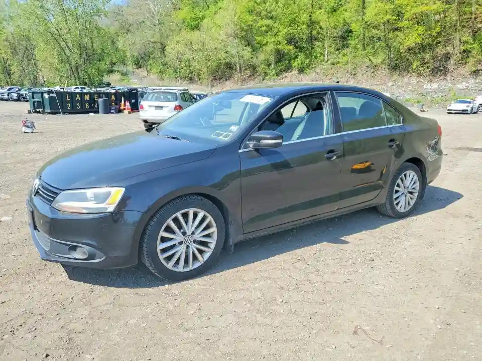 3VWLZ7AJ3BM105115 2011 VOLKSWAGEN JETTA-0