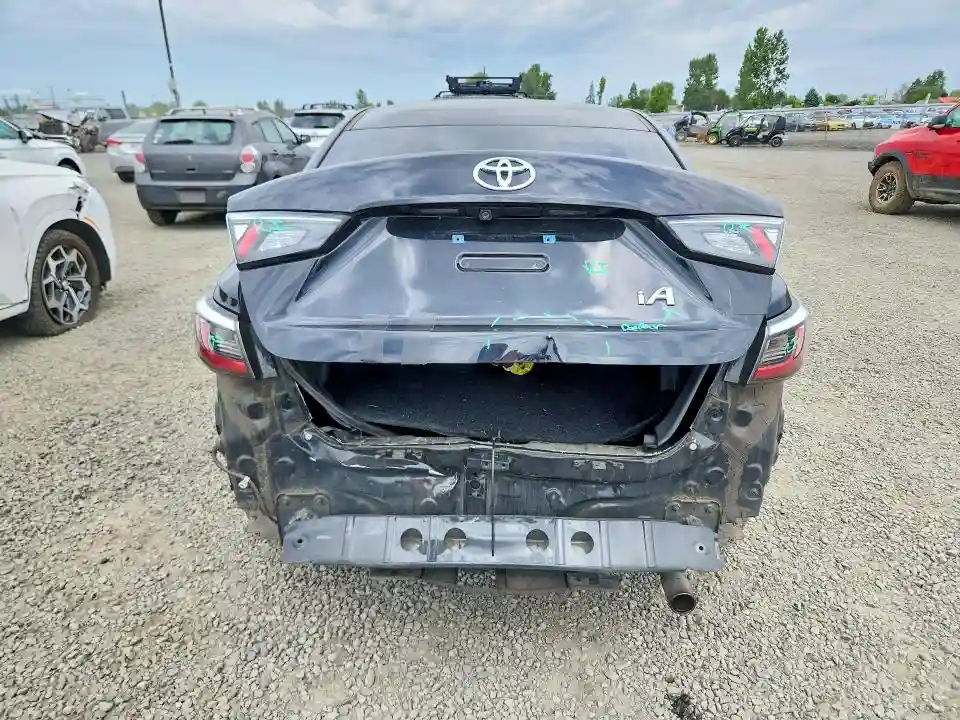 3MYDLBYV4HY153651 2017 TOYOTA YARIS IA B-5
