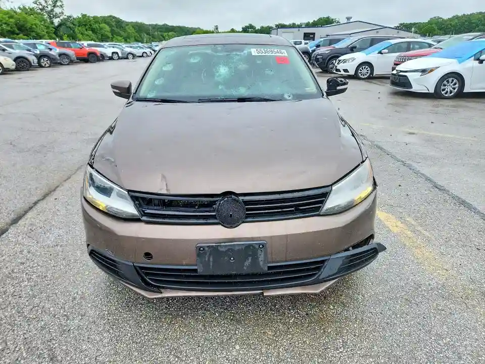 3VWLL7AJ6BM122637 2011 VOLKSWAGEN JETTA-4