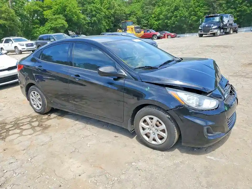 KMHCT4AE5DU565666 2013 HYUNDAI ACCENT-3
