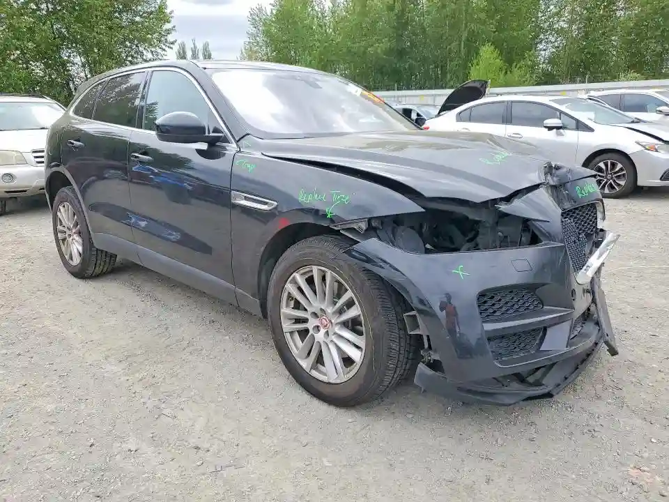 SADCK2GX3LA637893 2020 JAGUAR F-PACE-3