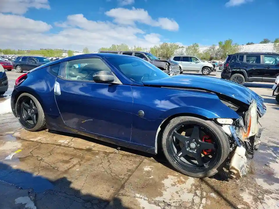 JN1AZ4EH8FM442867 2015 NISSAN 370Z-3