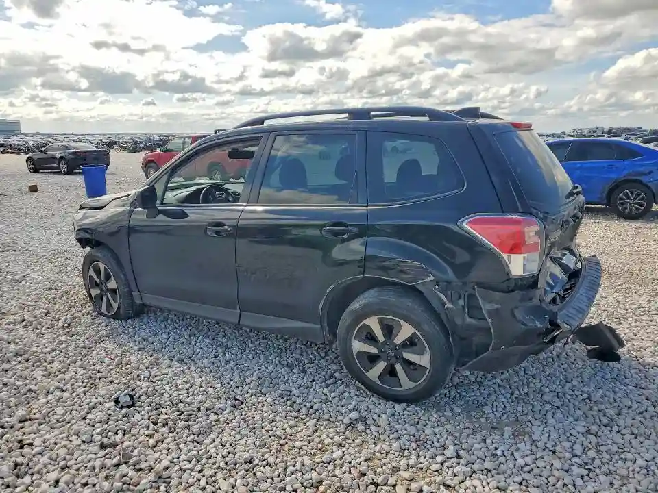 JF2SJABC3JH429575 2018 SUBARU FORESTER-1