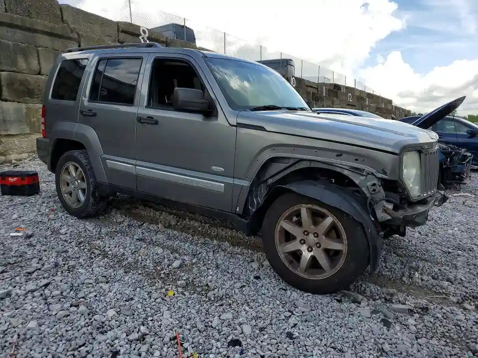 1C4PJMAK4CW204501 2012 JEEP LIBERTY-3