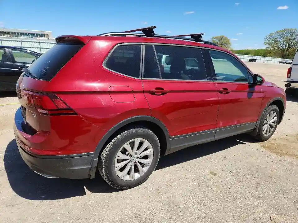3VV1B7AX3JM146217 2018 VOLKSWAGEN TIGUAN-2
