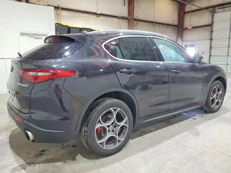 ZASFAKAN3J7C07432 2018 ALFA ROMEO STELVIO-2