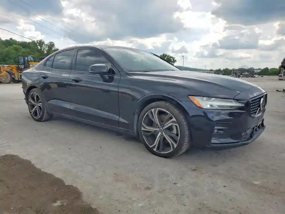 7JRL12TK3RG322463 2024 VOLVO S60-3