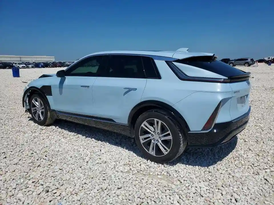 1GYKPMRK5RZ106141 2024 CADILLAC LYRIQ TECH-1