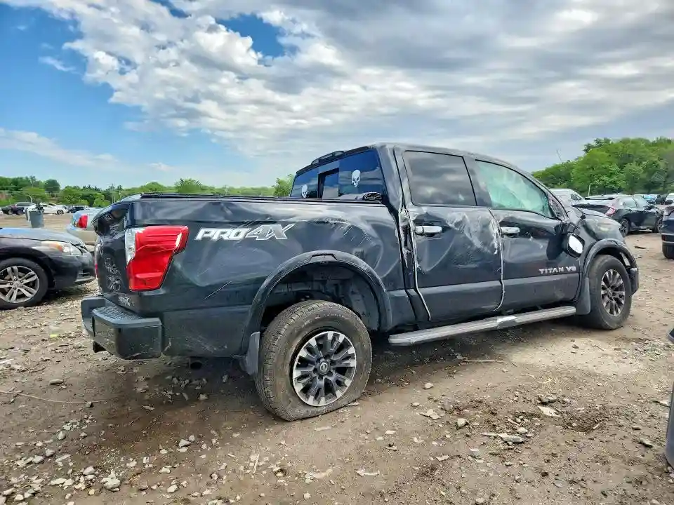 1N6AA1E51JN539370 2018 NISSAN TITAN-2