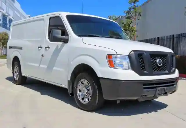 1N6BF0KM3LN806880 2020 NISSAN NV 1500 SV-0