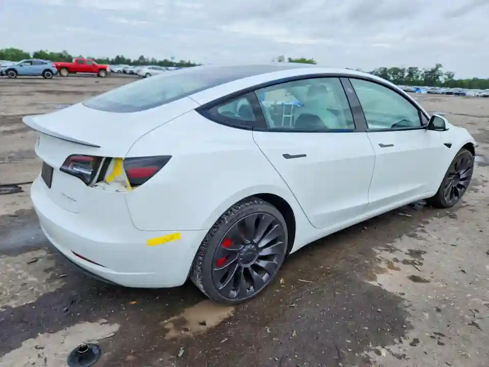 5YJ3E1ECXMF044635 2021 TESLA MODEL 3-2