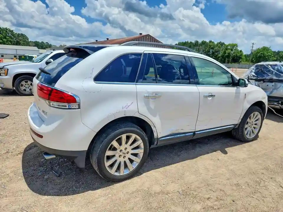2LMDJ6JK7EBL03655 2014 LINCOLN MKX-2