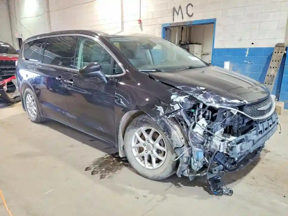 2C4RC1BG4HR745611 2017 CHRYSLER PACIFICA-3