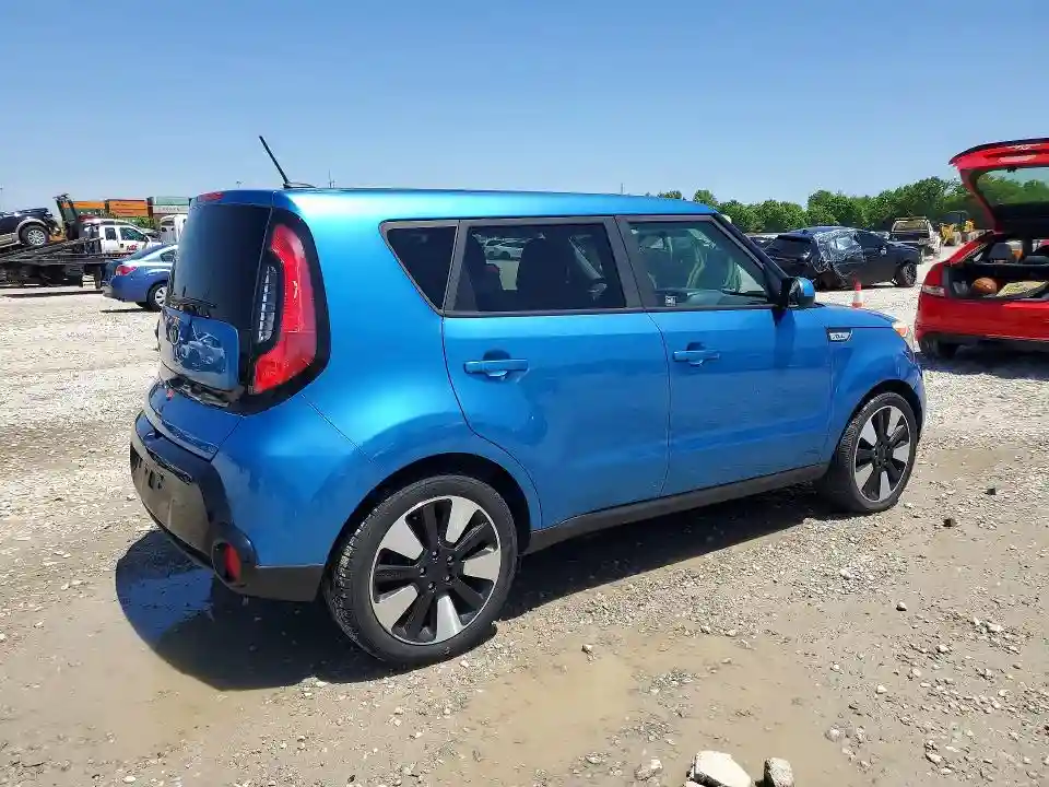 KNDJP3A51G7352601 2016 KIA SOUL-2
