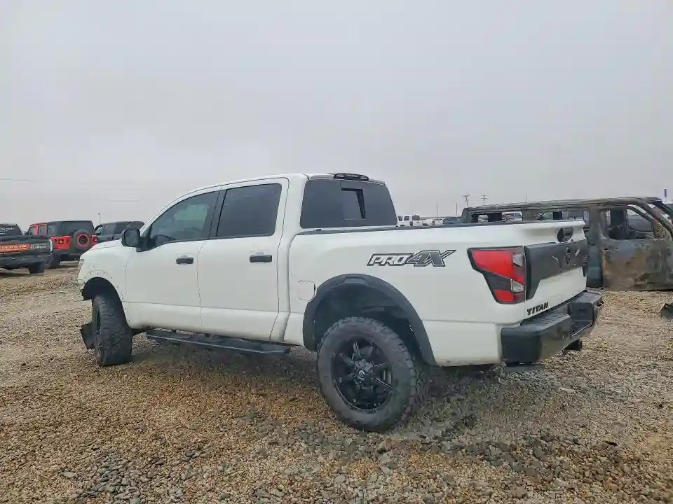1N6AA1EDXLN511805 2020 NISSAN TITAN-1
