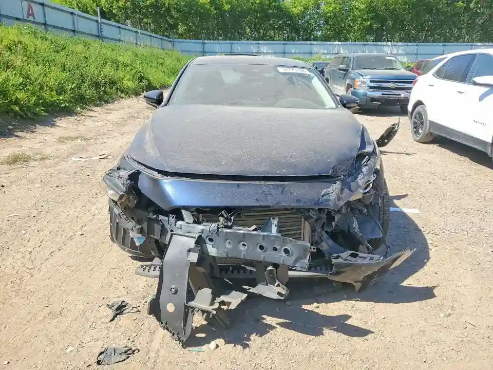 JM1BPACL5K1112483 2019 MAZDA 3-4